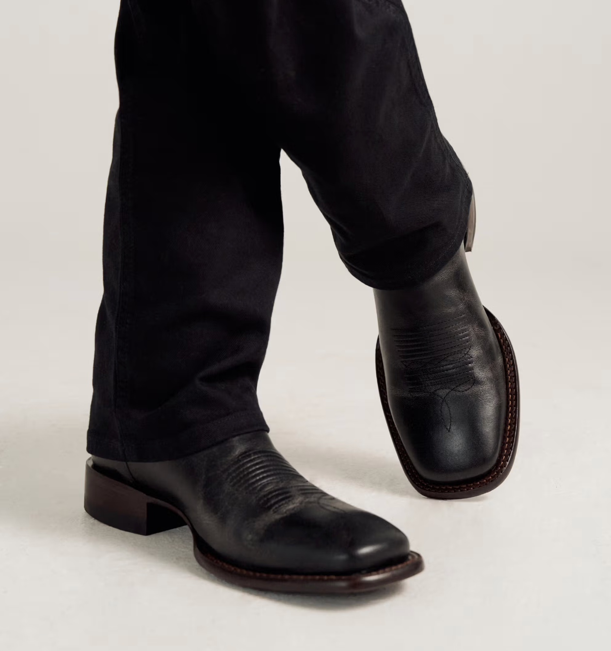 Tecovas The Doc In Midnight Cowhide